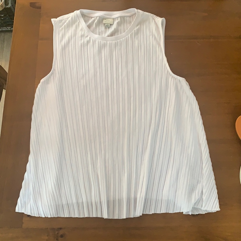 a new day blouse - Picture 2 of 11